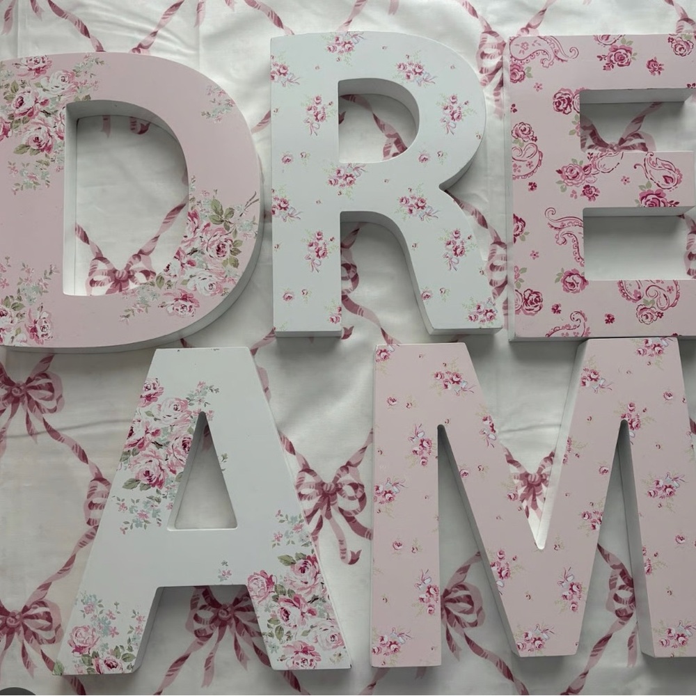 Rachel Ashwell Simply Shabby Chic DREAM Letters